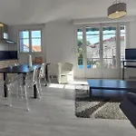4 Bedroom Lovely In Hébergement de vacances