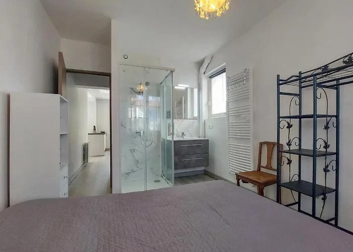 4 Bedroom Awesome In Holiday home