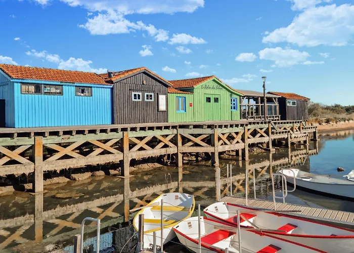 4 Bedroom Awesome In