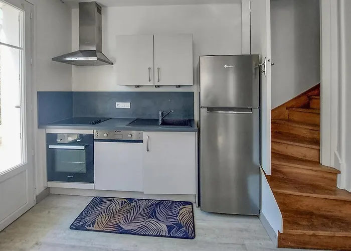 4 Bedroom Awesome In Holiday home Royan