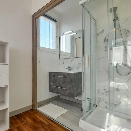 Holiday home 4 Bedroom Awesome In *