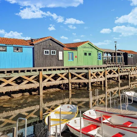 4 Bedroom Awesome In