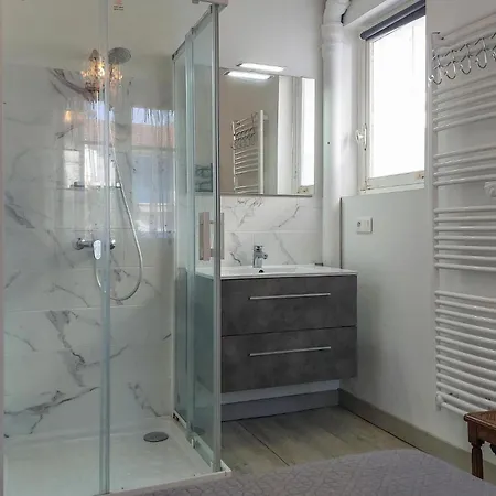 4 Bedroom Awesome In Holiday home