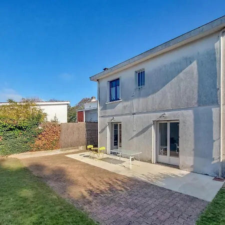 4 Bedroom Lovely In * Royan