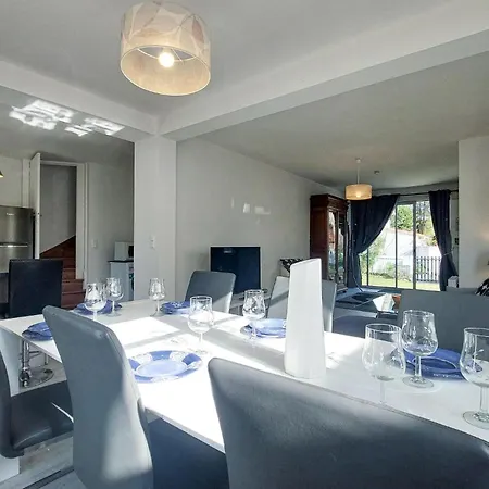 4 Bedroom Amazing In *