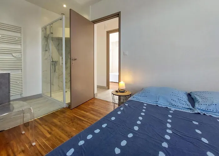 4 Bedroom Awesome In Vakantiehuis